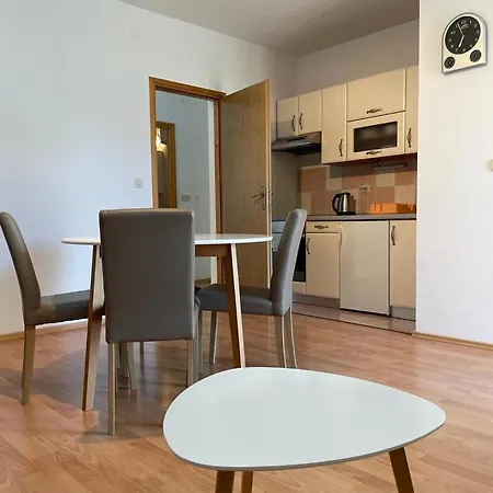 Apartamento Place 2 *