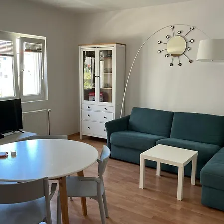 Place 2 * Hvar Town