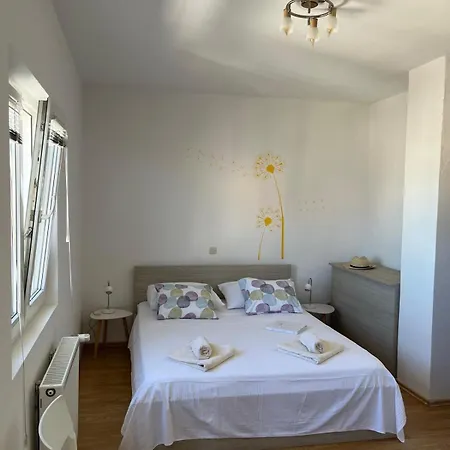 Apartment Place 2